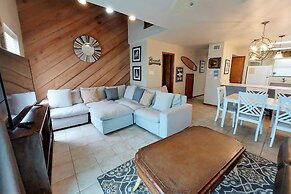 Ocean Reef 702 3 Bedroom Townhouse by RedAwning