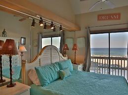 Ocean Reef 702 3 Bedroom Townhouse by RedAwning