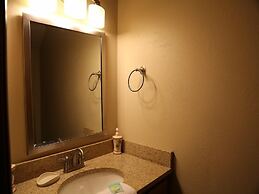 Ocean Reef 702 3 Bedroom Townhouse by RedAwning