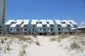 Ocean Reef 702 3 Bedroom Townhouse by RedAwning