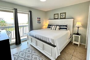 Ocean Reef 601 2 Bedroom Condo by RedAwning