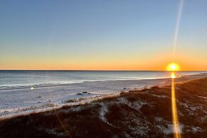 H_blue Atlantis 6 Bedroom Home by RedAwning