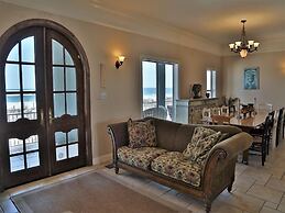 H_blue Atlantis 6 Bedroom Home by RedAwning