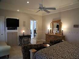 H_blue Atlantis 6 Bedroom Home by RedAwning