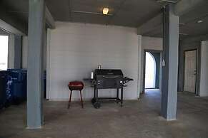 H_blue Atlantis 6 Bedroom Home by RedAwning