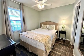 Sunrise Ge 212 2 Bedroom Condo by RedAwning