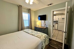 Sunrise Ge 212 2 Bedroom Condo by RedAwning