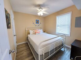 Sunrise Ge 110 2 Bedroom Condo by RedAwning