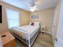 Sunrise Ge 110 2 Bedroom Condo by RedAwning