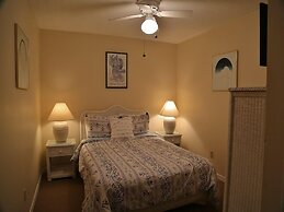 Ocean Reef 802 3 Bedroom Townhouse by RedAwning