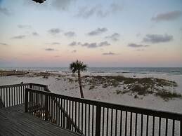 Ocean Reef 802 3 Bedroom Townhouse by RedAwning