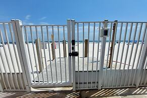 Harbor House B4 2 Bedroom Condo by RedAwning