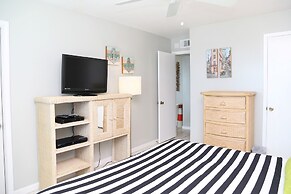 Harbor House B4 2 Bedroom Condo by RedAwning