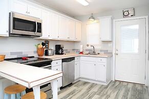 Harbor House B4 2 Bedroom Condo by RedAwning