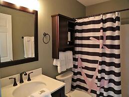 H_oz -toto 3 Bedroom Home by RedAwning