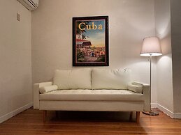 Tropical Charmer Coral Gables Apartment