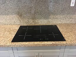 Tropical Charmer Coral Gables Apartment