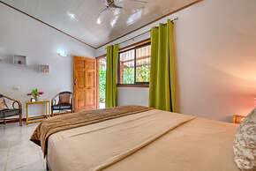 Yucca Beachfront Hotel