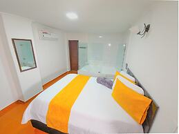 Hotel Avenida 3 Real