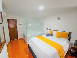 Hotel Avenida 3 Real