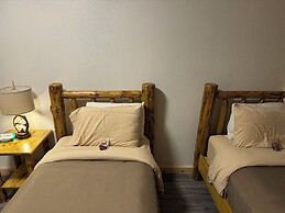 Kootenai Valley Motel