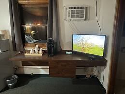 Kootenai Valley Motel