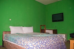 Jolac Hotel And Suites