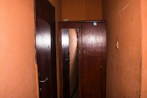 Jolac Hotel And Suites