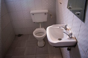 Jolac Hotel And Suites