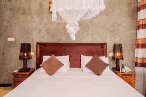 Central Beach Inn