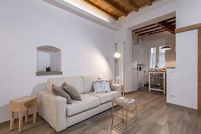 Santa Croce Place by Mmega