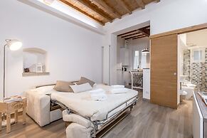 Santa Croce Place by Mmega