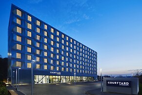 Courtyard by Marriott Luton Airport