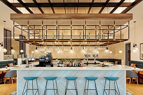 Courtyard by Marriott Luton Airport