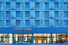 Courtyard by Marriott Luton Airport