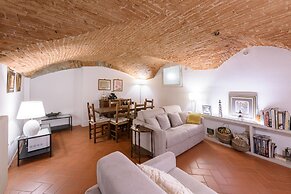 Santo Spirito Dream by Mmega