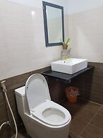 Anh Dong Hotel