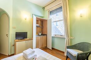 Tiny Ponte Vecchio by Mmega