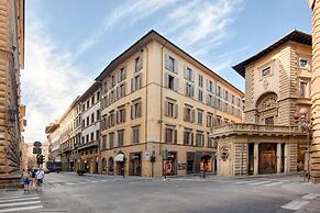 Tiny Ponte Vecchio by Mmega