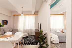 The Marble Suites, PLAKA