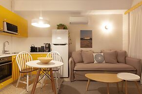 The Marble Suites, PLAKA