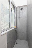 The Marble Suites, PLAKA