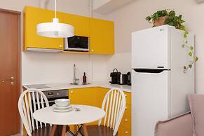 The Marble Suites, PLAKA