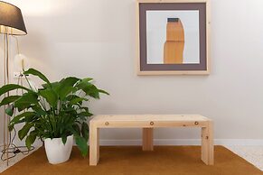 The Marble Suites, PLAKA