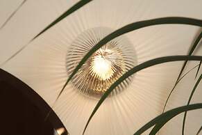 The Marble Suites, PLAKA