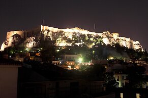 The Marble Suites, PLAKA