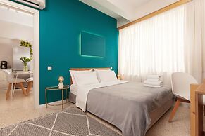 The Marble Suites, PLAKA