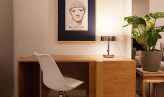 The Marble Suites, PLAKA