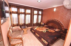 Hotel Sidharth Regency