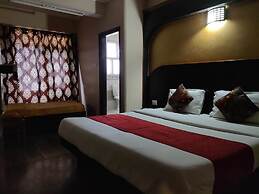 Hotel Sidharth Regency